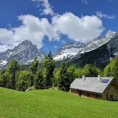 Апартаменты Mountain View